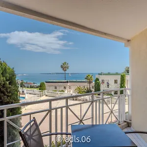 Un De Charme Vue & Piscine D'exception Apartment